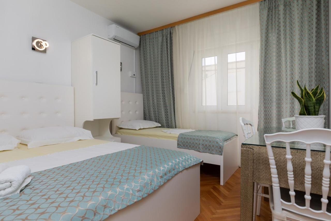 Apartments By The Sea Duce, Omis - 2992 Dugi Rat Exterior foto