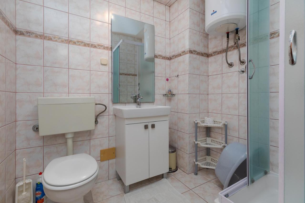 Apartments By The Sea Duce, Omis - 2992 Dugi Rat Exterior foto