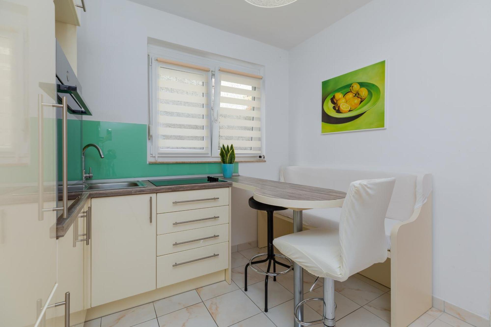 Apartments By The Sea Duce, Omis - 2992 Dugi Rat Habitación foto